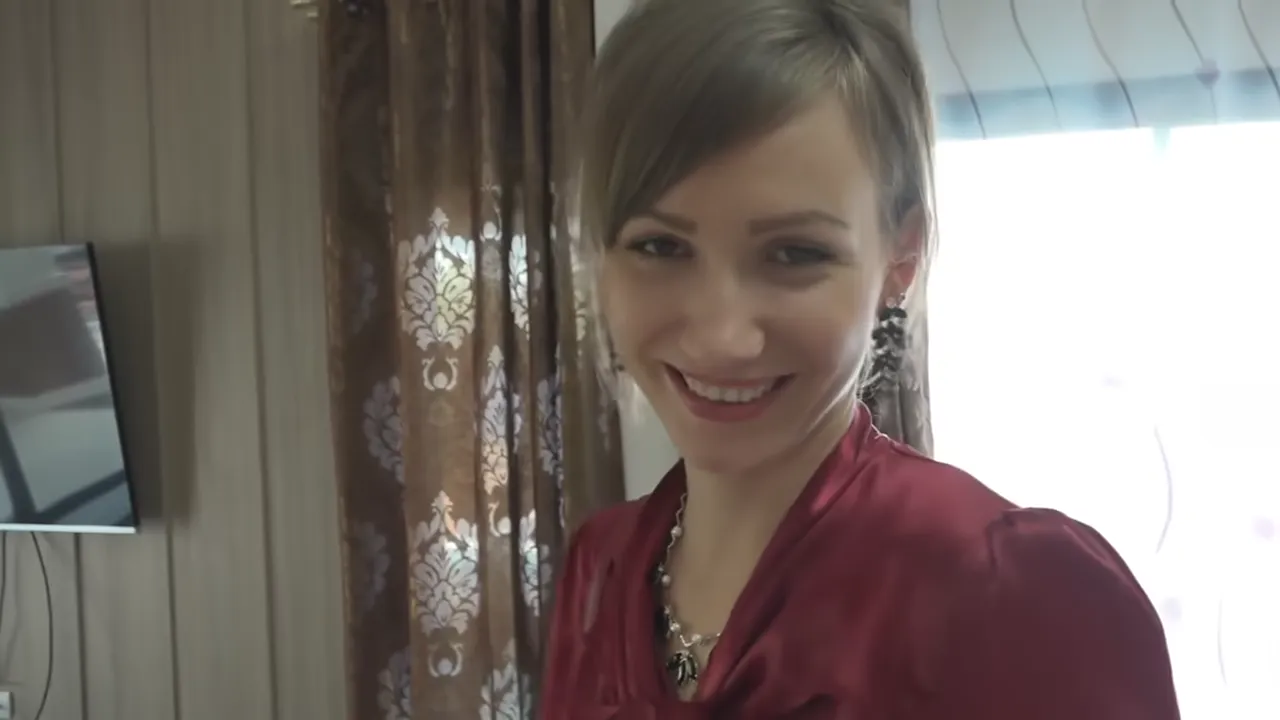 Stepmom Seduces Step Son In Explicit Fuck Scene