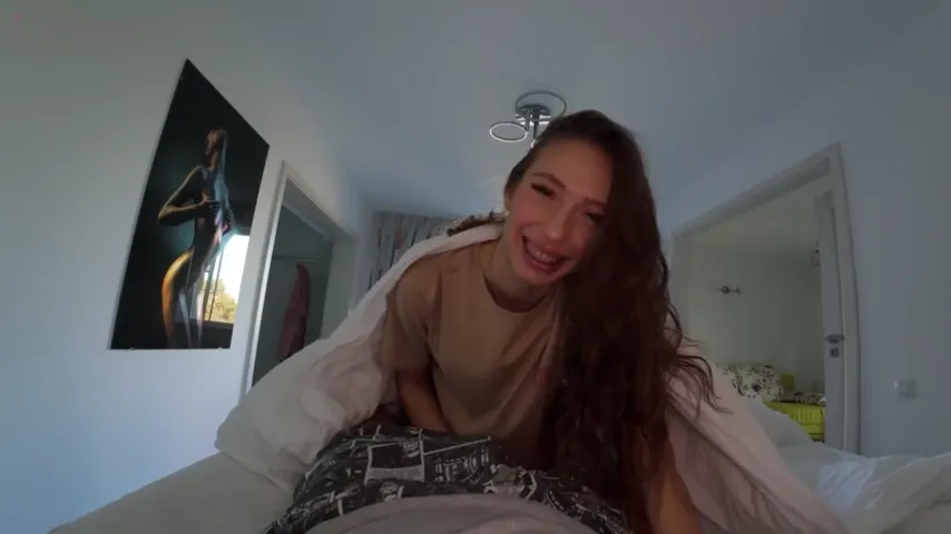 Amateur Morning Surprise Wake Up Blowjob Arab Girl