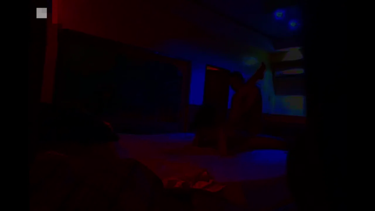 Latina porn - Brutal rough sex amateur clip in motel with red light part 2