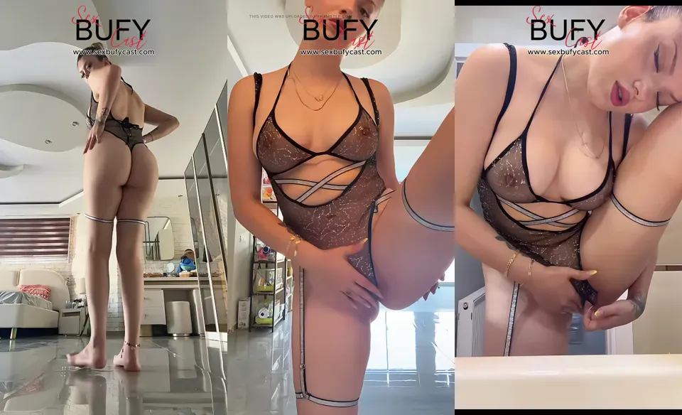 Girl - latina amateur Simge Barankoglu blowjob and deepthroat casting